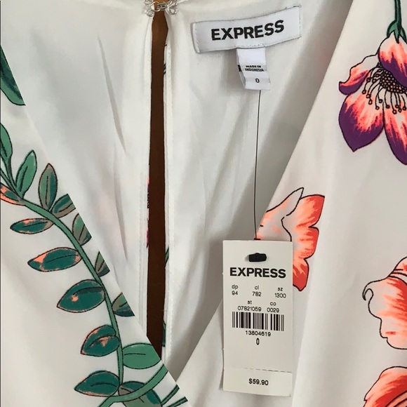 Dress - Picture 4 of 4